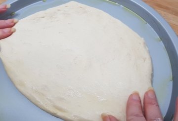 Pizza pane preparazione 1