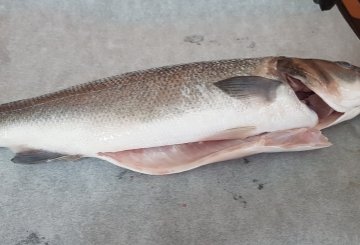 Branzino al cartoccio preparazione 0