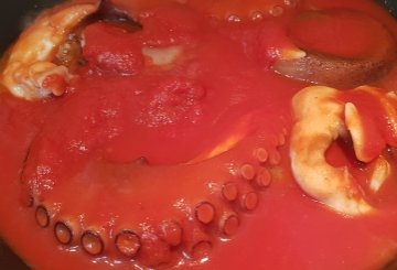 Cestino Di Pizza Ai Frutti Di Mare preparazione 5