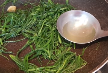 Fusilloni Con Agretti  preparazione 4