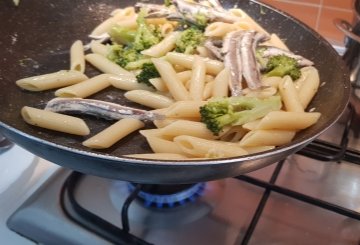Pasta broccoli e alici preparazione 5