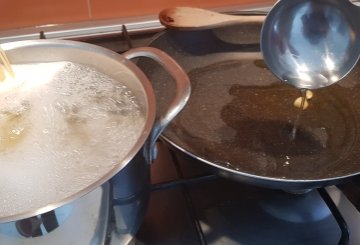 Pasta con acciughe preparazione 2