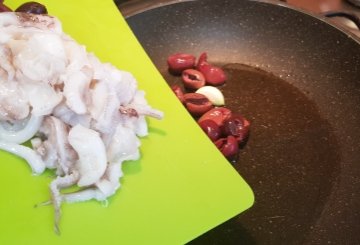 Calamari Ripieni in Padella preparazione 4