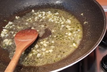 Pasta con la Bottarga preparazione 5