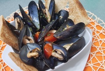 Sautè di Cozze preparazione 4