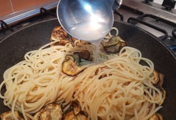 SPAGHETTI ALLA NERANO preparazione 7