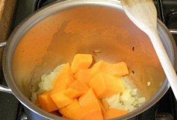 Crema di zucca preparazione 1