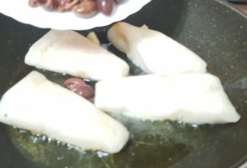 Filetti di Merluzzo Surgelati alla Pizzaiola preparazione 2