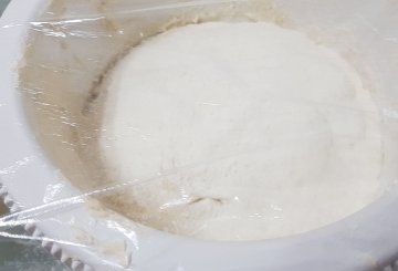 Focaccia Senza Impasto  preparazione 6