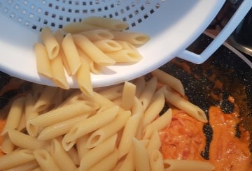 Penne al Baffo preparazione 6