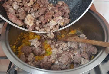 Ragu' alla Bolognese preparazione 4