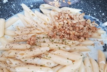 Pasta Gorgonzola e Noci preparazione 2