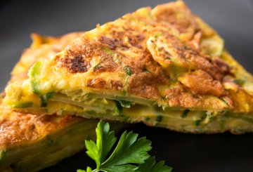 Frittata Di Zucchine preparazione 5