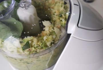Pesto Di Zucchine preparazione 3