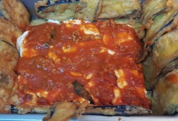 Parmigiana Di Melanzane Napoletana preparazione 7