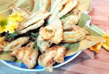 Fiori Di Zucca In Pastella preparazione 10