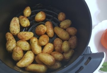 Patate Novelle Nella Friggitrice Ad Aria preparazione 6