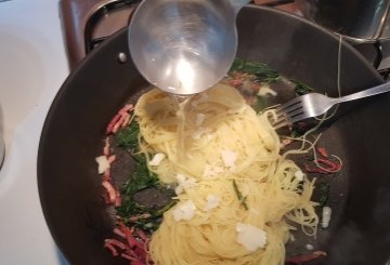 Pasta Con La Cicoria preparazione 6