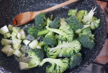 RISOTTO AI BROCCOLI preparazione 2