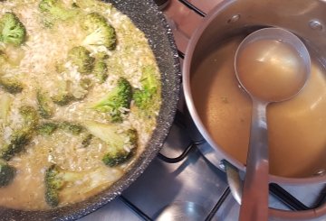 RISOTTO AI BROCCOLI preparazione 8