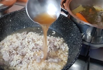 RISOTTO ALLA SALSICCIA preparazione 4