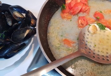 Spaghetti Con Le Cozze preparazione 6