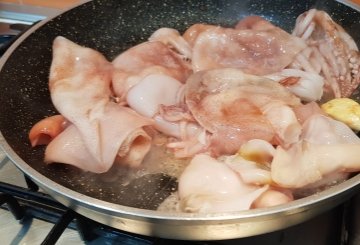 PASTA CON I TOTANI preparazione 1