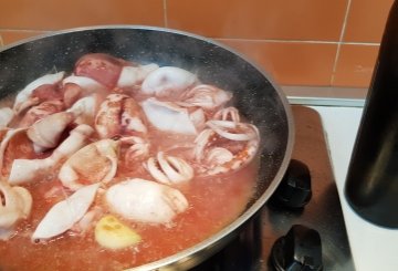 PASTA CON I TOTANI preparazione 2