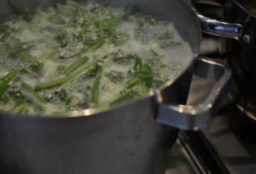 FAGIOLINI E PATATE preparazione 4