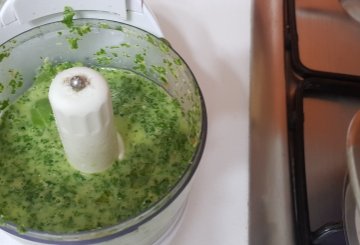 PASTA AL PESTO DI RUCOLA preparazione 1