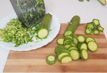 PASTA ZUCCHINE E SPECK preparazione 0