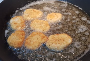 NUGGETS DI POLLO preparazione 6