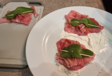 SALTIMBOCCA ALLA ROMANA preparazione 4