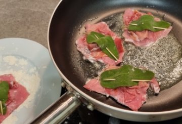 SALTIMBOCCA ALLA ROMANA preparazione 5