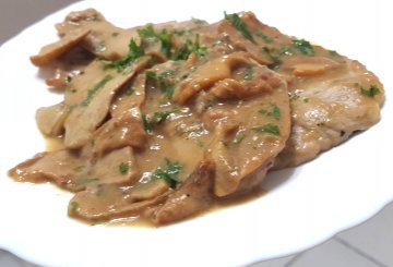 SCALOPPINE AI FUNGHI preparazione 9