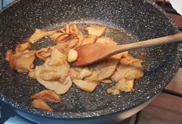 SCALOPPINE AI FUNGHI preparazione 0