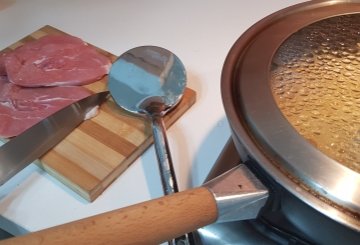 SCALOPPINE AI FUNGHI preparazione 1