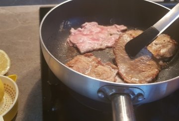 SCALOPPINE AL LIMONE preparazione 3