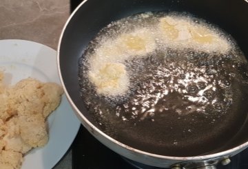 MERLUZZO FRITTO preparazione 3