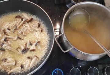 RISOTTO AI PIOPPINI preparazione 5