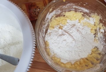 BISCOTTI FIOCCHI DI NEVE preparazione 2