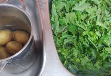 CIME DI RAPA E PATATE preparazione 0