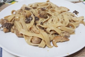 PASTA FUNGHI E PANNA preparazione 8