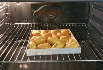 PATATE NOVELLE AL FORNO preparazione 3