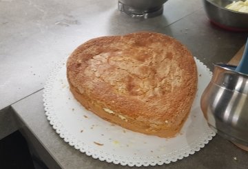 TORTA MIMOSA ALL'ANANAS preparazione 18