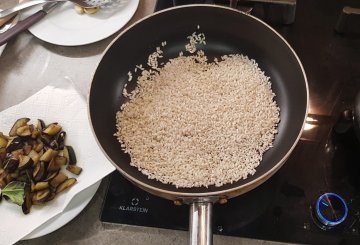 RISOTTO ALLA NORMA preparazione 1