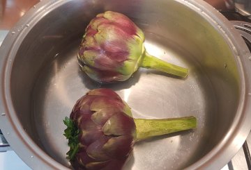 CARCIOFI BOLLITI ALLA NAPOLETANA preparazione 3