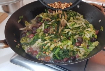 SCAROLA IN PADELLA preparazione 8