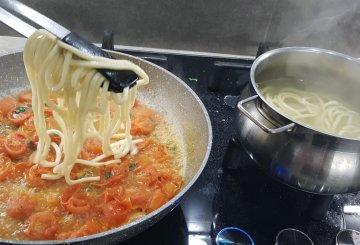 PASTA CON GAMBERO BLU preparazione 5