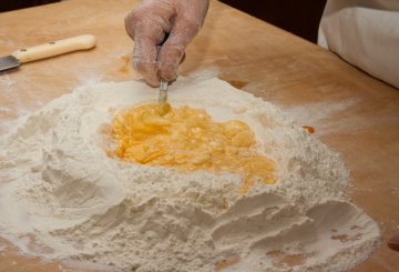 GARGANELLI FATTI IN CASA preparazione 1